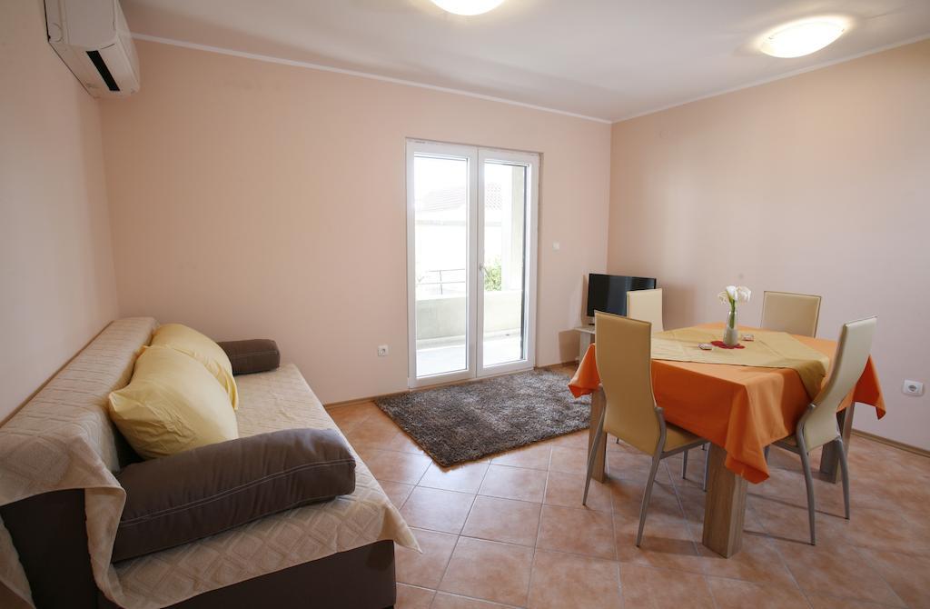 Apartment Fila I Jure Solin Chambre photo