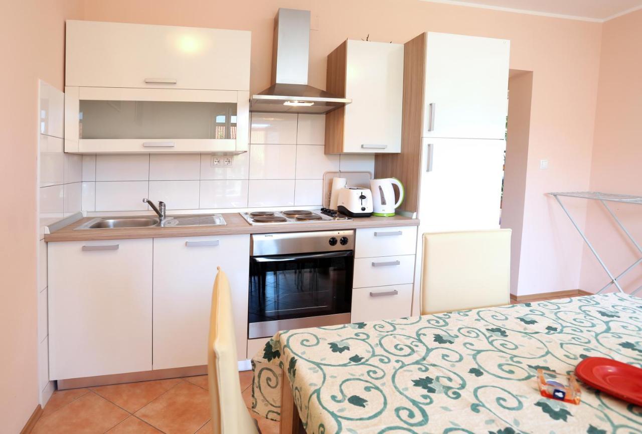 Apartment Fila I Jure Solin Chambre photo